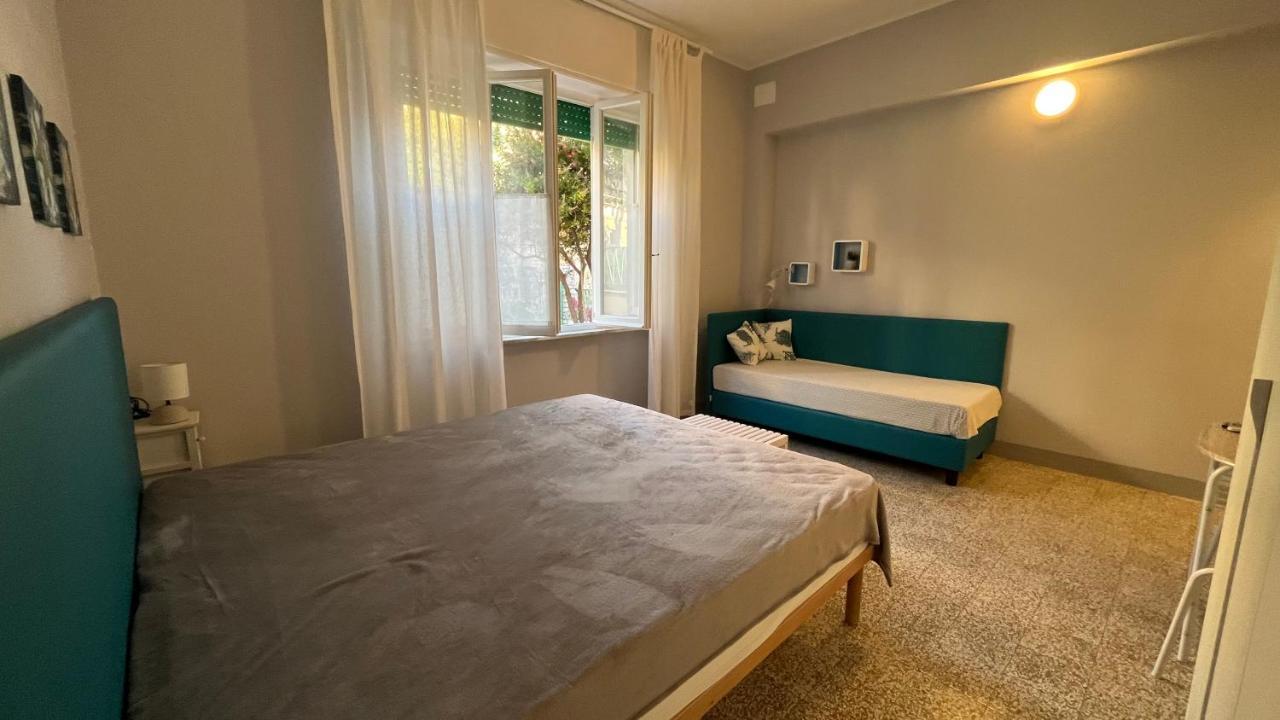 Bed And Coffee Rooms Portoferraio Exterior foto